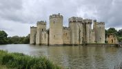 PICTURES/Bodiam Castle/t_Castle3.jpg